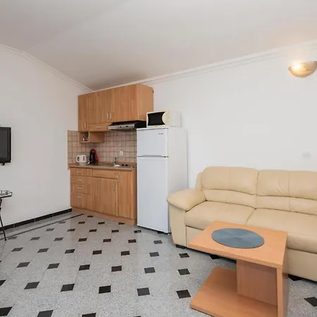 Veliko Brdo Iii Makarska