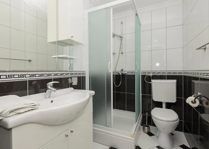 Veliko Brdo Iii Makarska