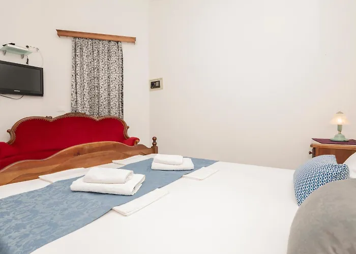 Veliko Brdo Iii Makarska